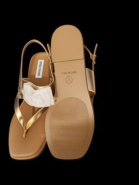 Steve Madden Gold Slingback Sandals with White Floral Accent